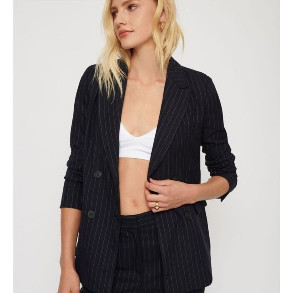 Suit Studio Pinstripe Blazer Womens sz 18